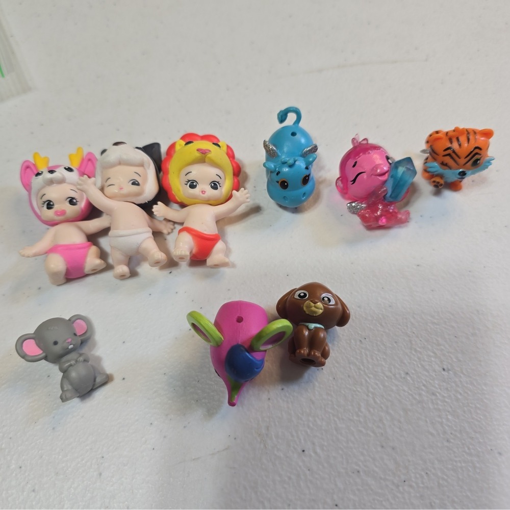 Twozies Mini Baby Doll Figure In Animal Costumes Lot Hatchimals Minis Lot Of 9